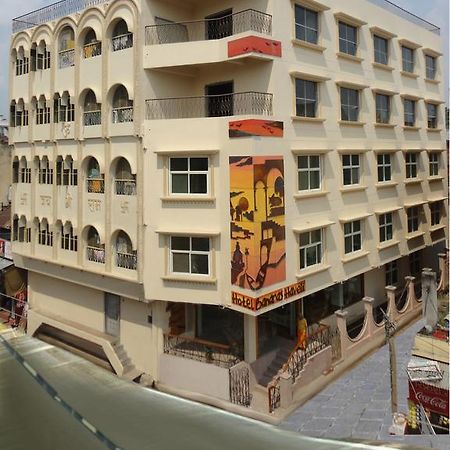 Hotel Banaras Haveli Varanasi Exterior foto