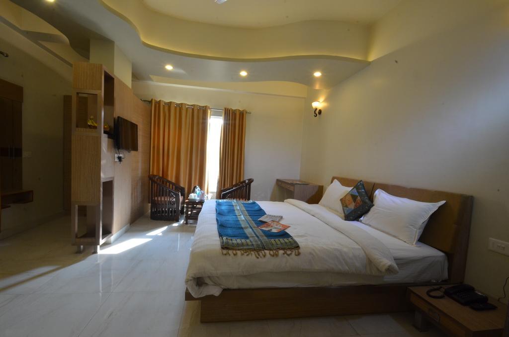 Hotel Banaras Haveli Varanasi Exterior foto