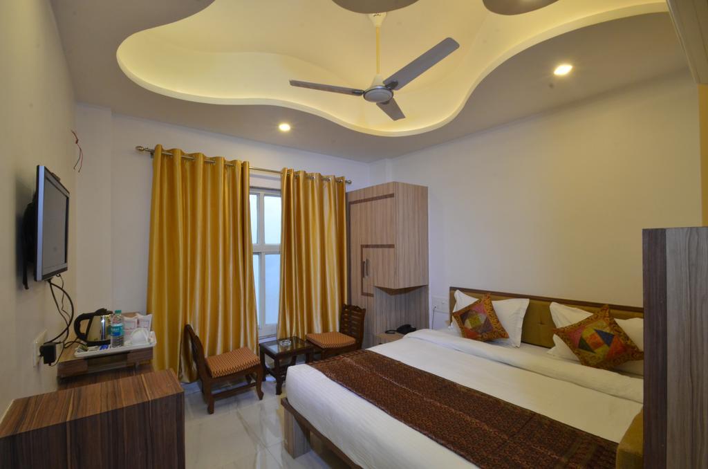 Hotel Banaras Haveli Varanasi Exterior foto