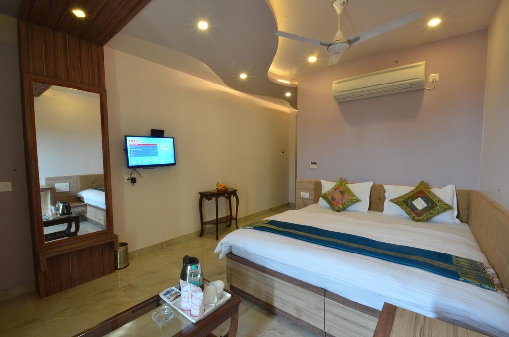 Hotel Banaras Haveli Varanasi Exterior foto