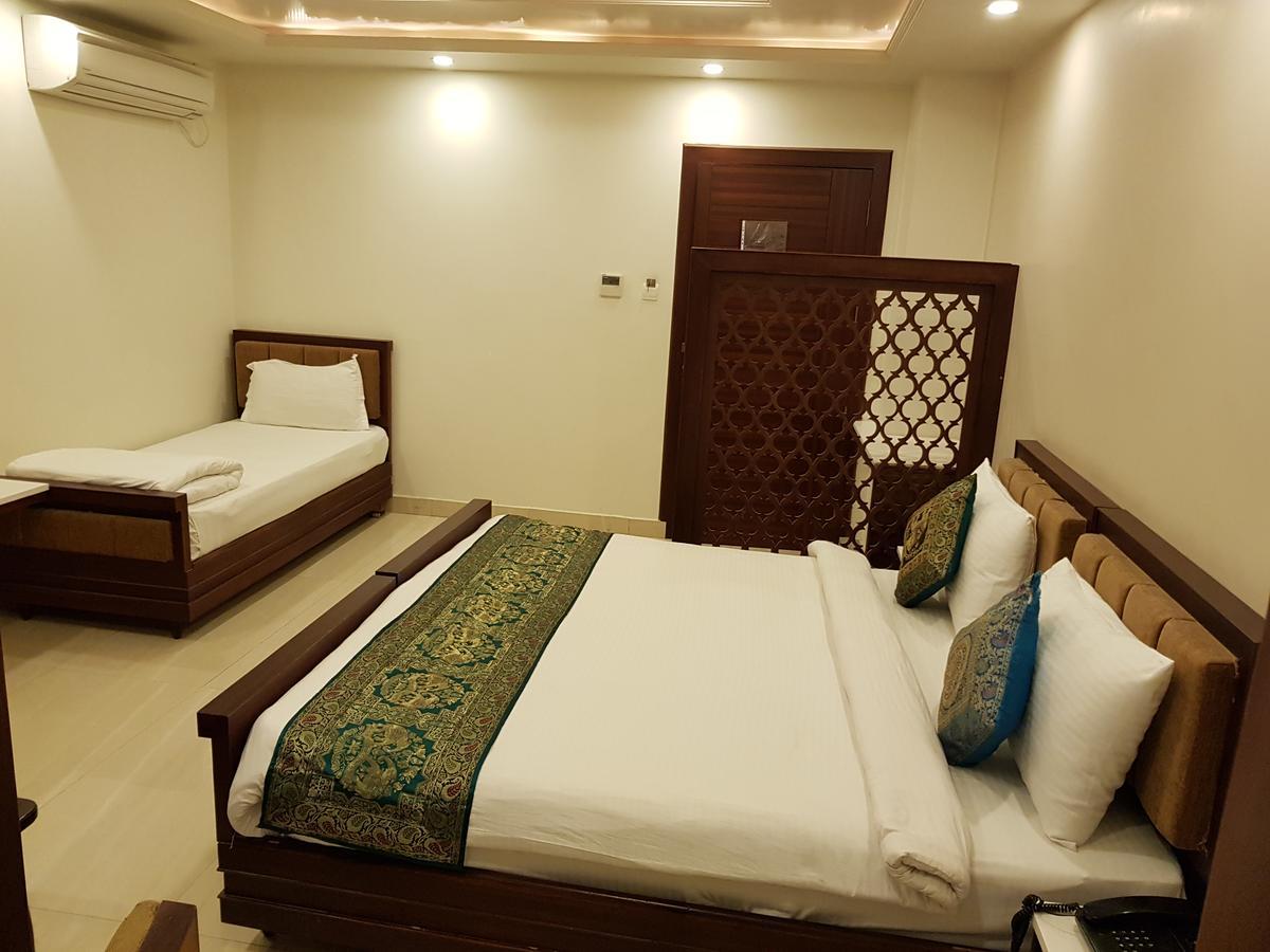 Hotel Banaras Haveli Varanasi Exterior foto