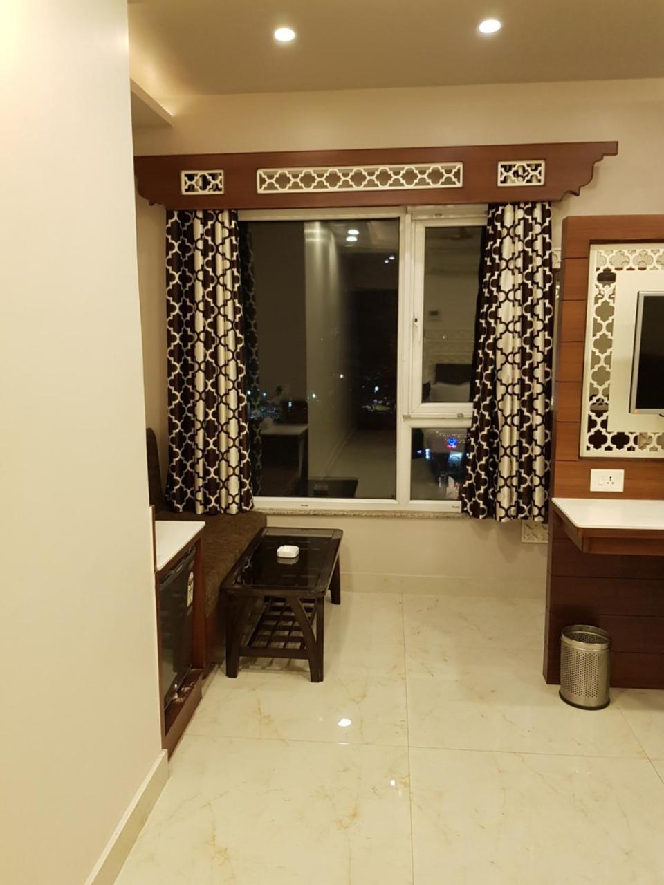 Hotel Banaras Haveli Varanasi Exterior foto