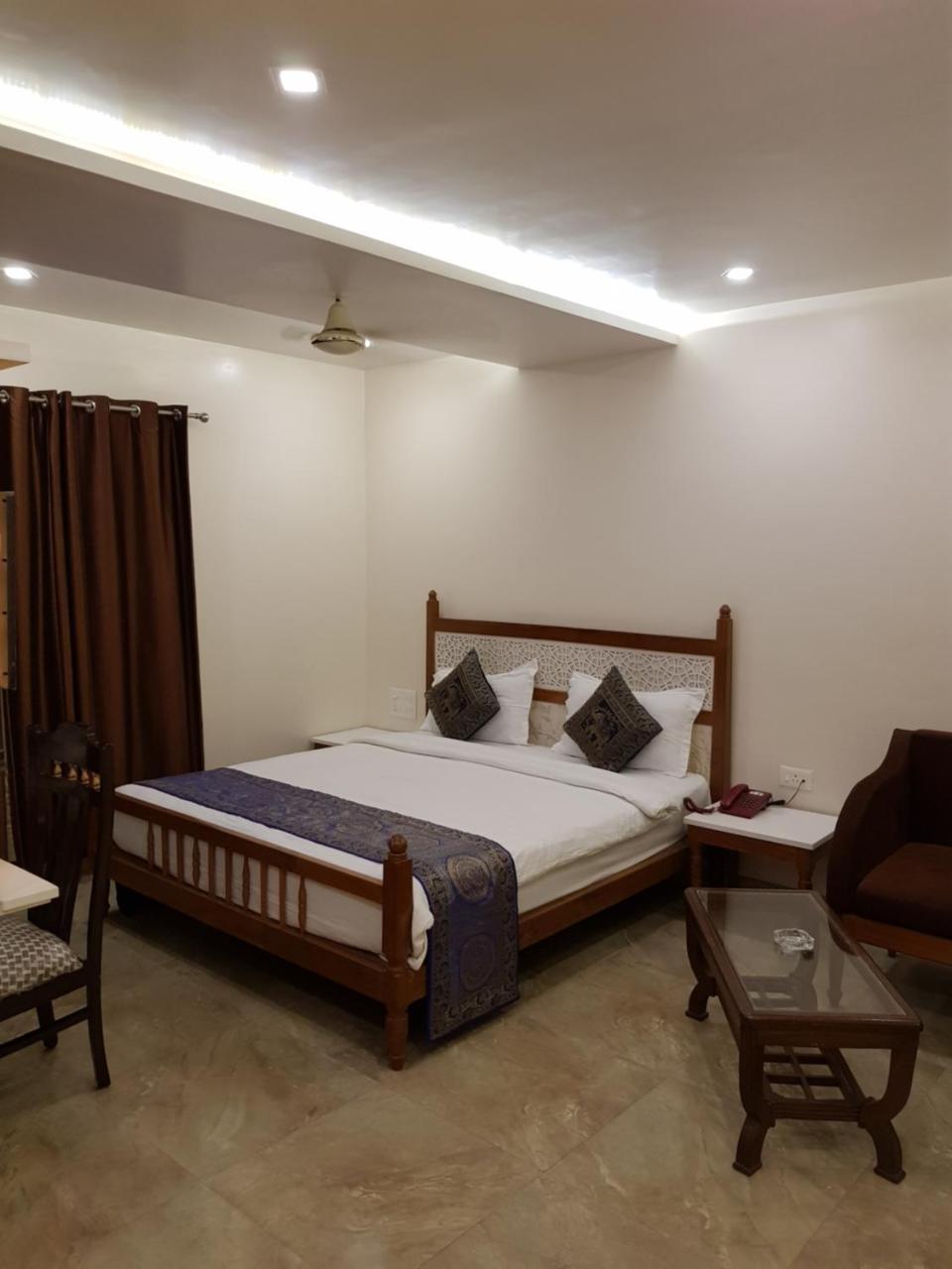 Hotel Banaras Haveli Varanasi Exterior foto