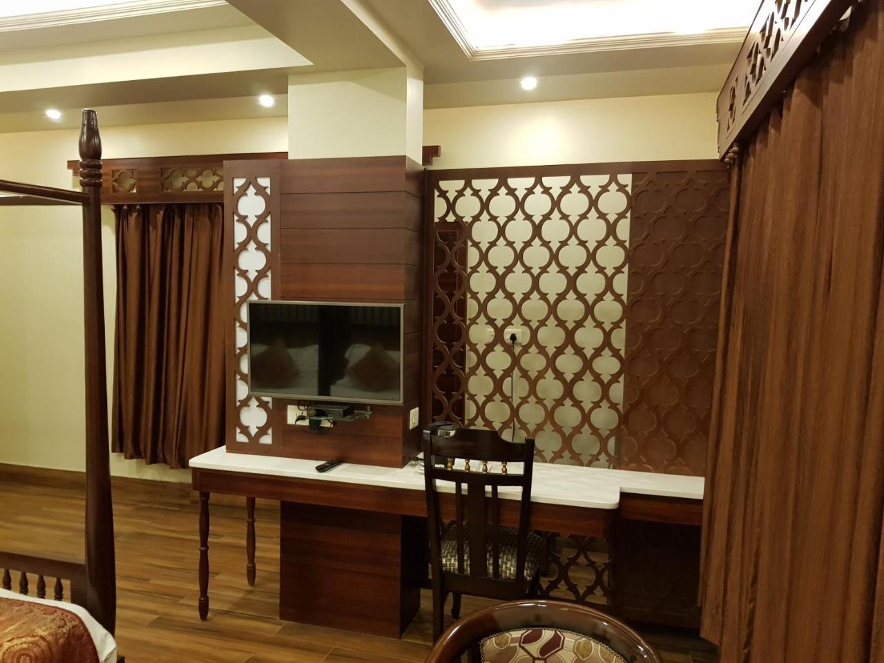 Hotel Banaras Haveli Varanasi Exterior foto