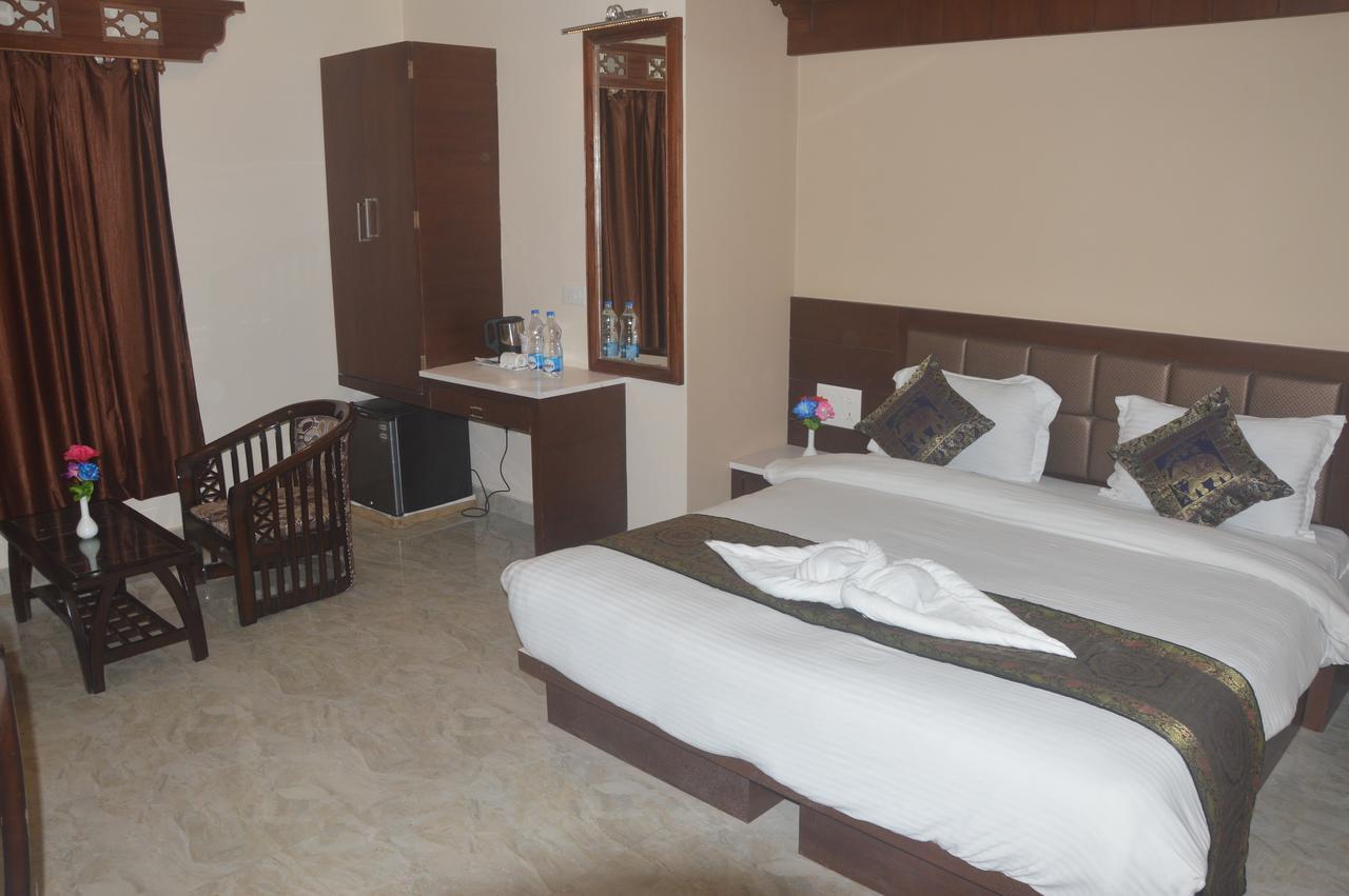 Hotel Banaras Haveli Varanasi Exterior foto